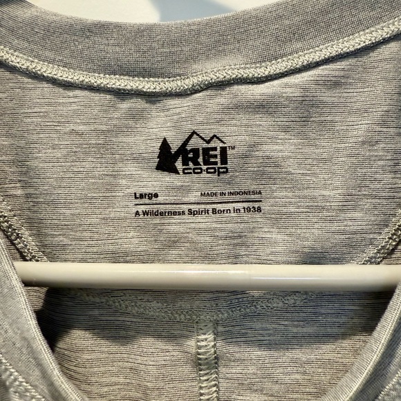 NWOT REI Active Pursuits Tank Top Grey Size L - Picture 3 of 5